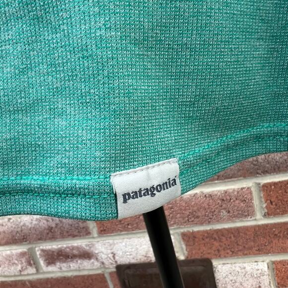 Patagonia Women's Aqua Lightweight Pullover Size L - Picture 4 of 5